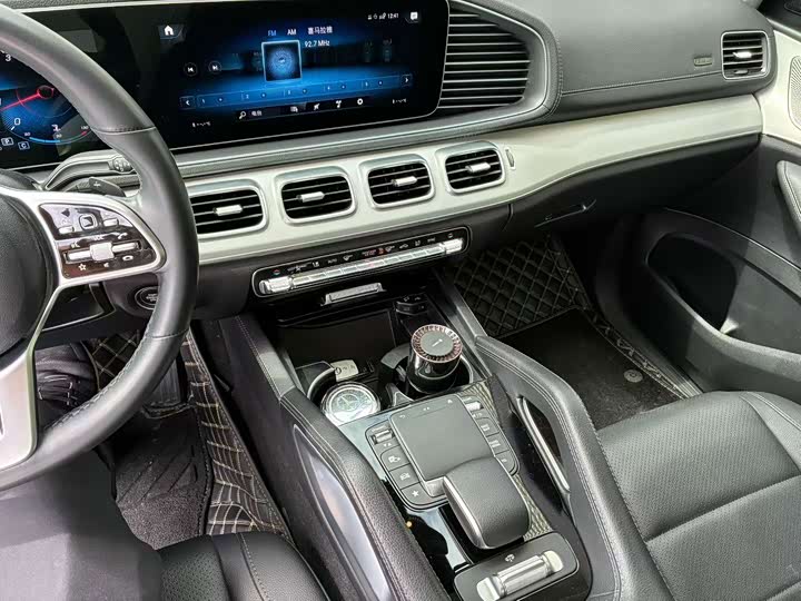 Mercedes-Benz GLE 350 4MATIC Coupe SUV Fashion - zdjęcie 15
