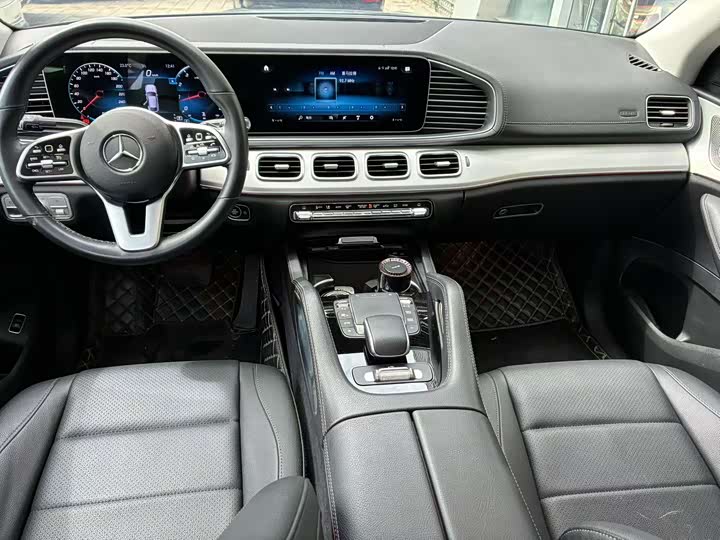 Mercedes-Benz GLE 350 4MATIC Coupe SUV Fashion - zdjęcie 17