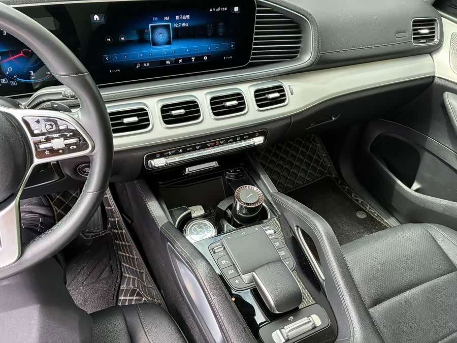 Mercedes-Benz GLE 350 4MATIC Coupe SUV Fashion - zdjęcie 6