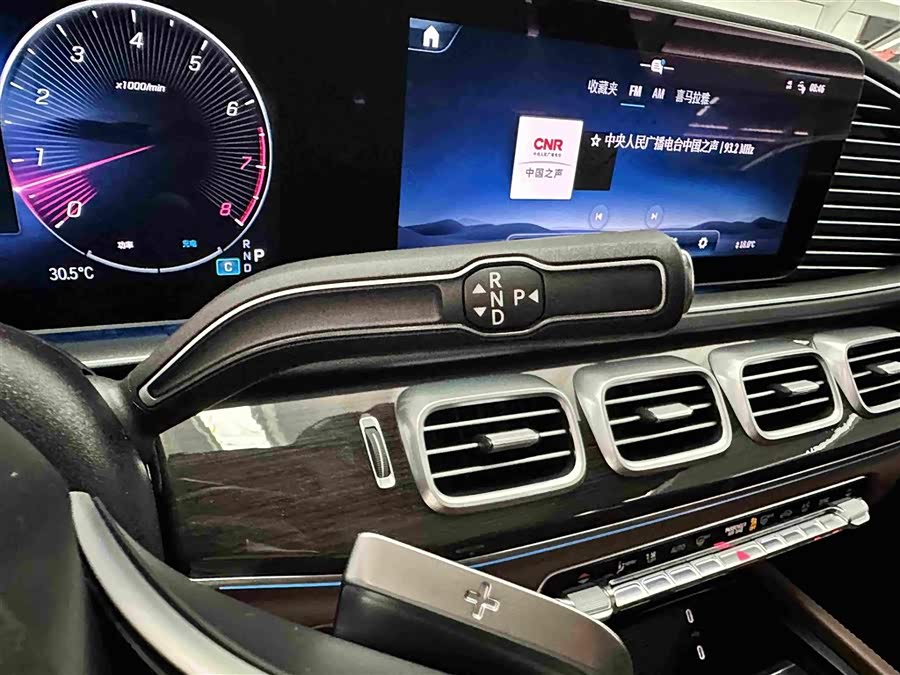 Mercedes-Benz GLE 350 4MATIC Fashion - zdjęcie 13