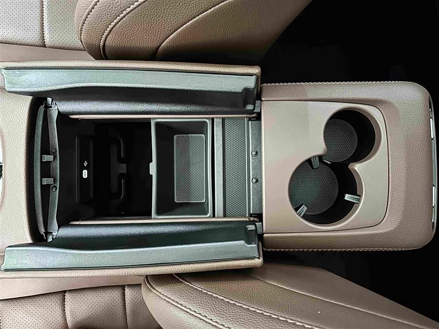 Mercedes-Benz GLE 350 4MATIC Fashion - zdjęcie 18