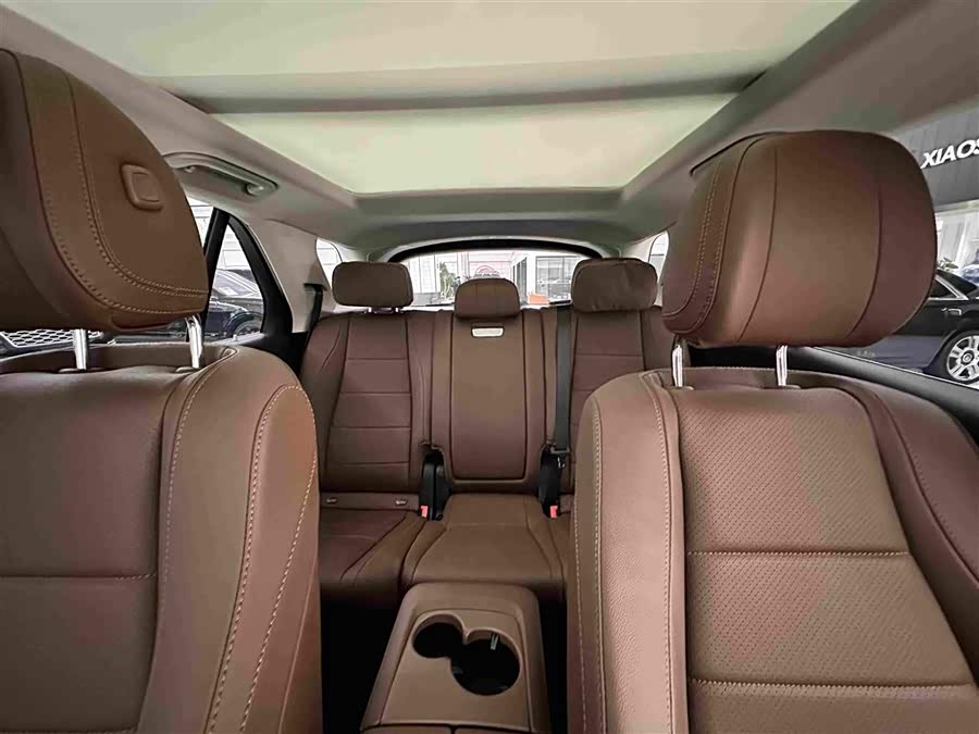 Mercedes-Benz GLE 350 4MATIC Fashion - zdjęcie 19