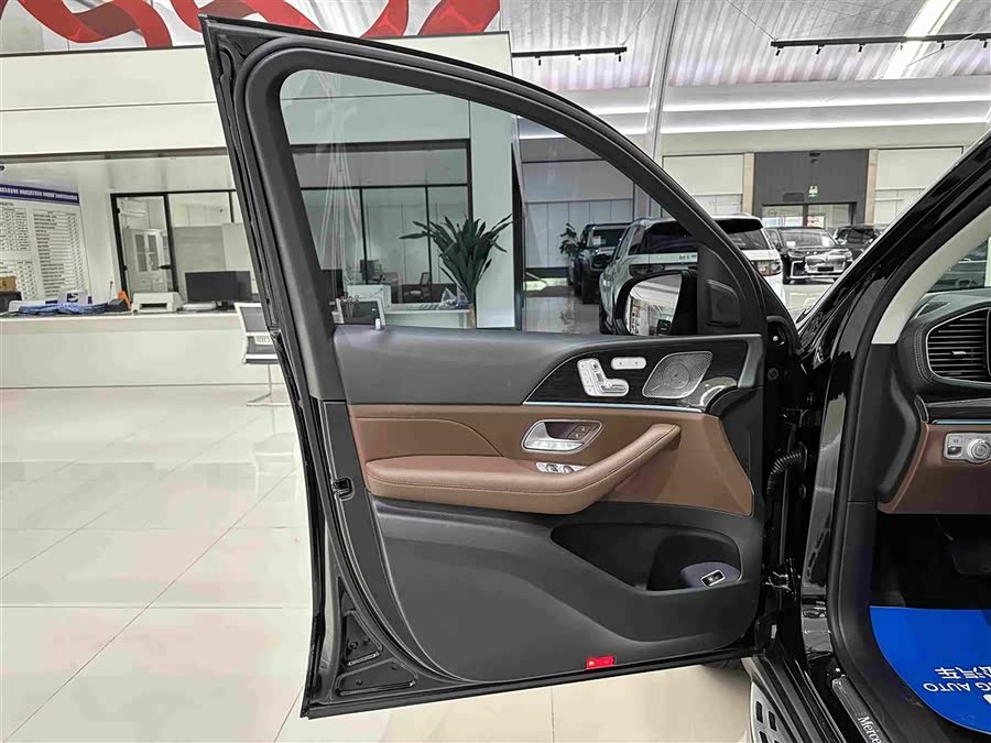Mercedes-Benz GLE 350 4MATIC Fashion - zdjęcie 20