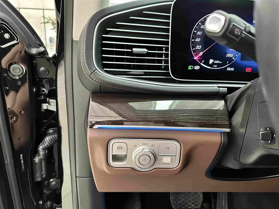Mercedes-Benz GLE 350 4MATIC Fashion - zdjęcie 8