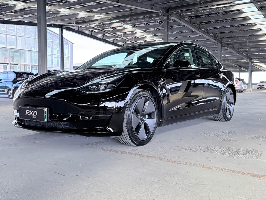 Model 3 2022 RWD - zdjęcie 1