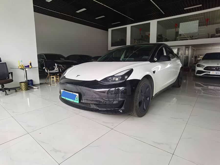 Model 3 2022 RWD - zdjęcie 1