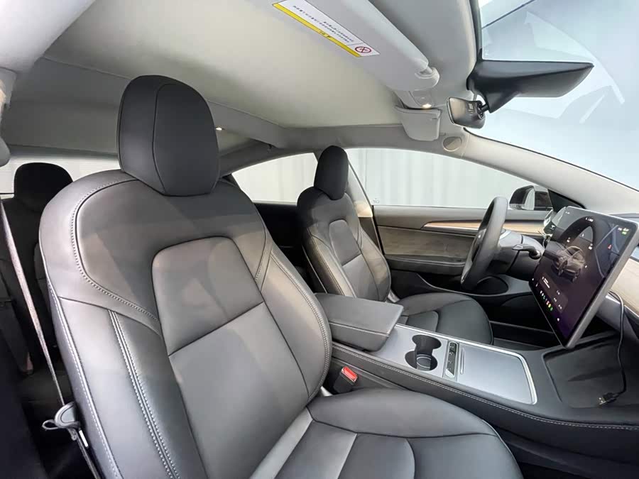 Model 3 2022 RWD - zdjęcie 12