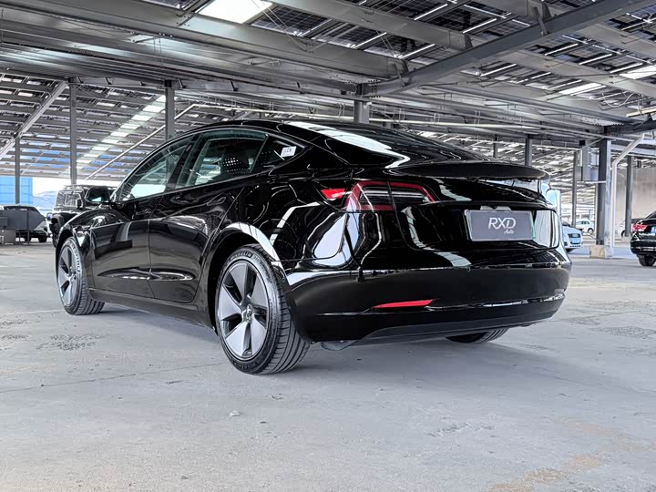 Model 3 2022 RWD - zdjęcie 13