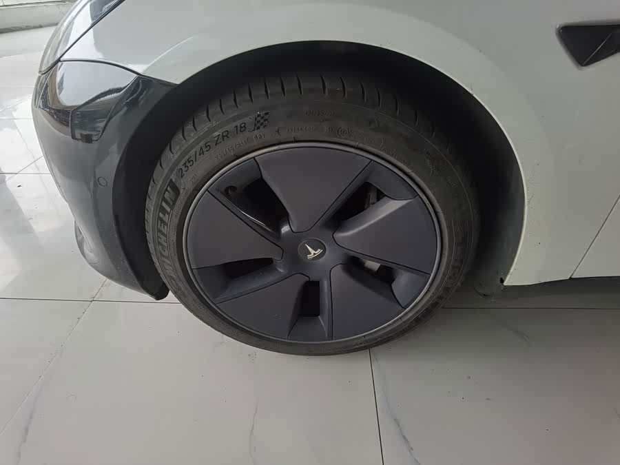 Model 3 2022 RWD - zdjęcie 4