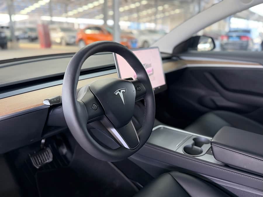 Model 3 2022 RWD - zdjęcie 6