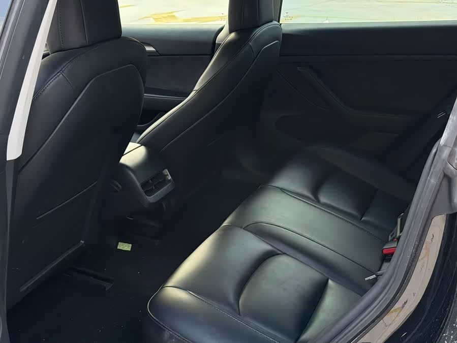 Model 3 2022 RWD - zdjęcie 7