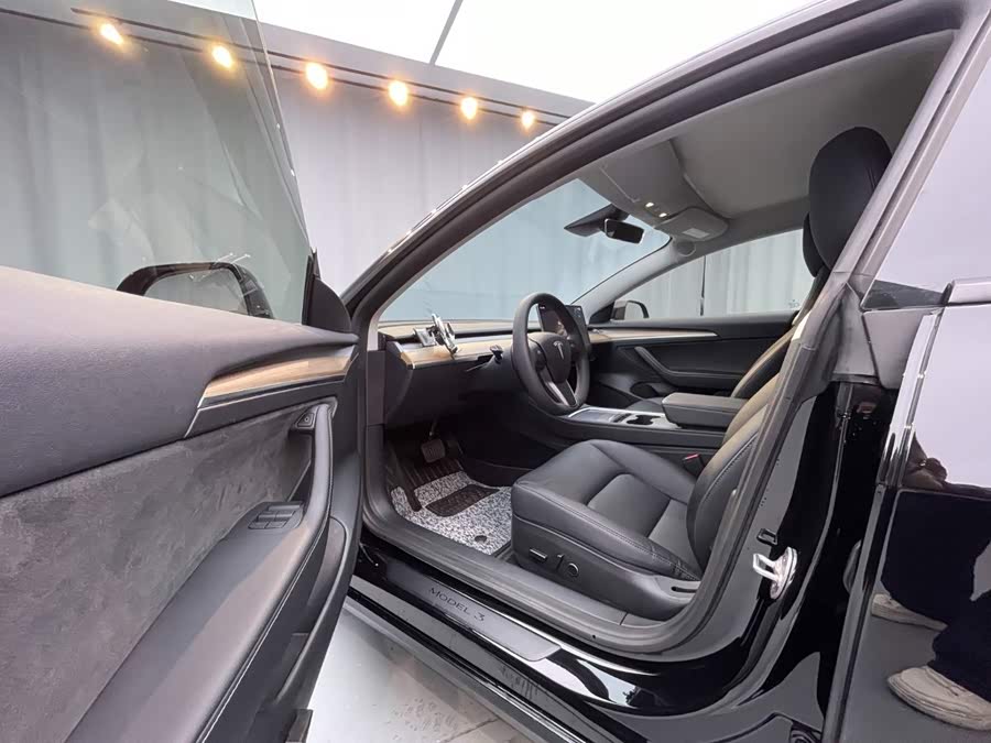 Model 3 2022 RWD - zdjęcie 9