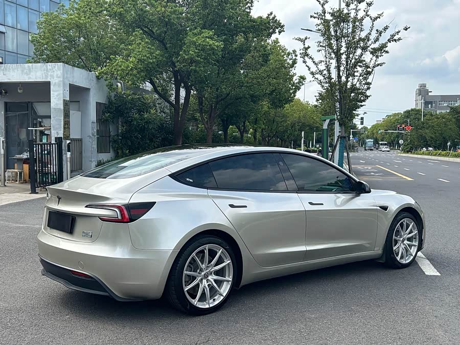 Model 3 2023 Long Range AWD - zdjęcie 3