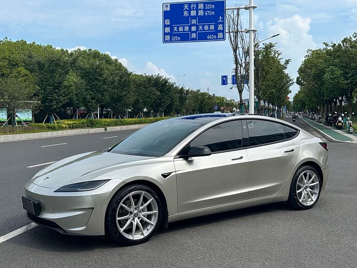 Model 3 2023 Long Range AWD - zdjęcie 10