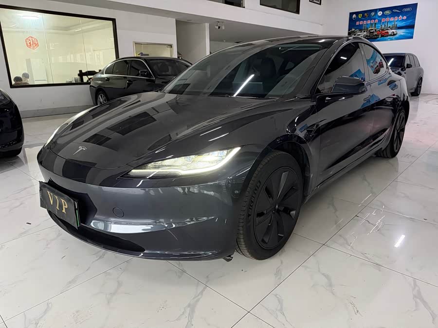 Model 3 2023 RWD - zdjęcie 1