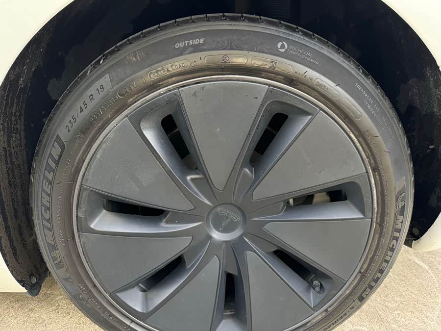 Model 3 2023 RWD - zdjęcie 13