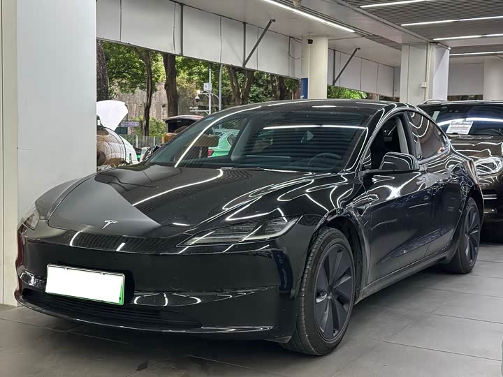 Model 3 2023 RWD - zdjęcie 7