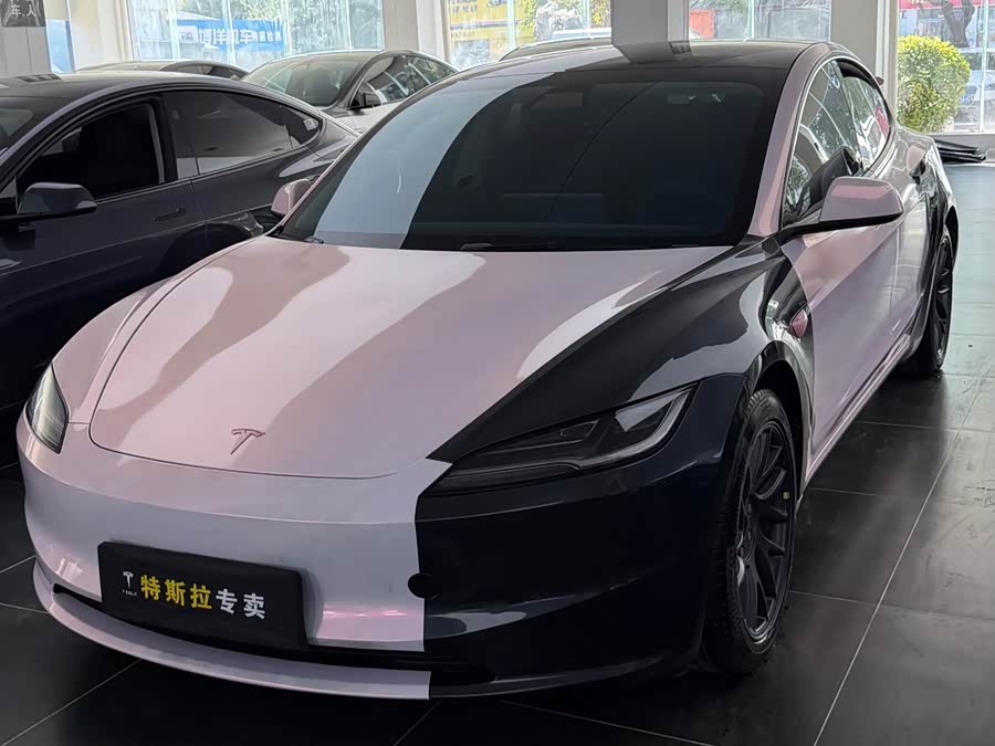 Model 3 2025 RWD - zdjęcie 1