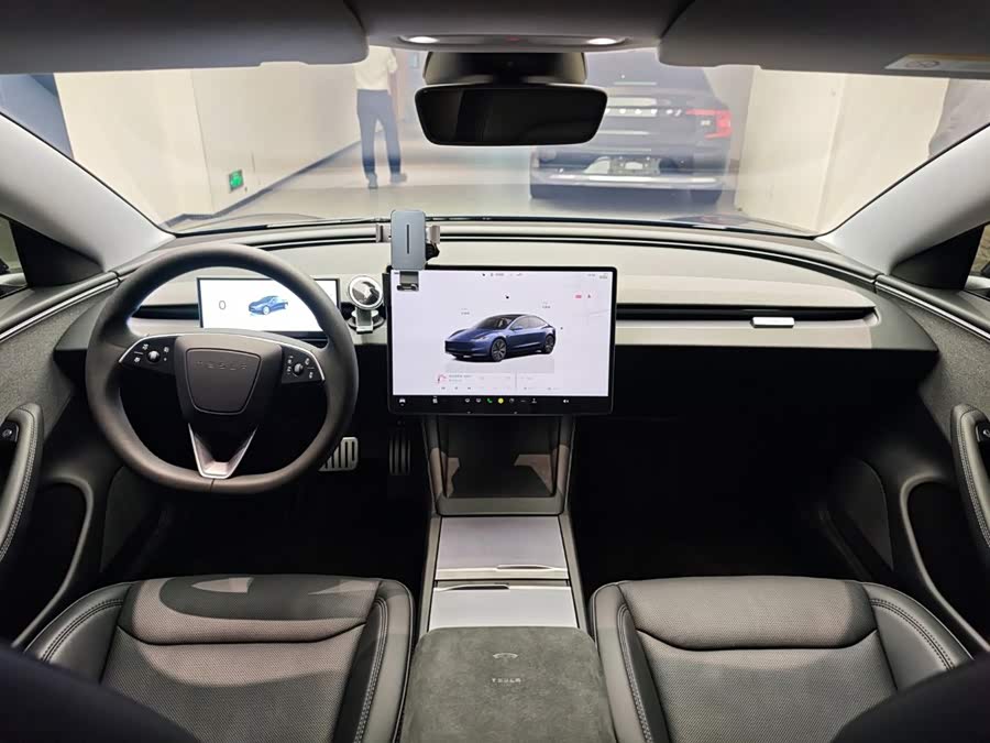 Model 3 2025 RWD - zdjęcie 13
