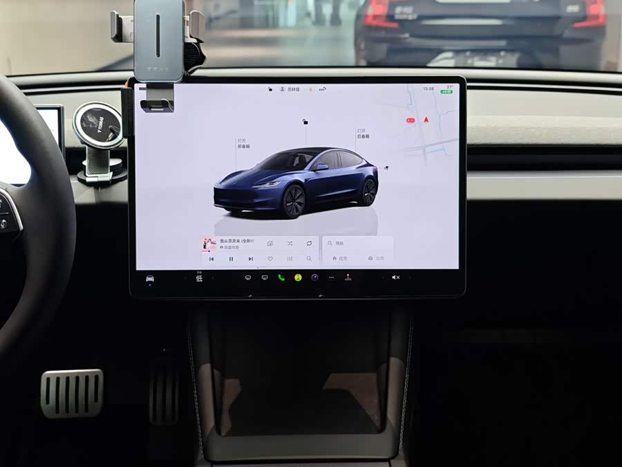 Model 3 2025 RWD - zdjęcie 15