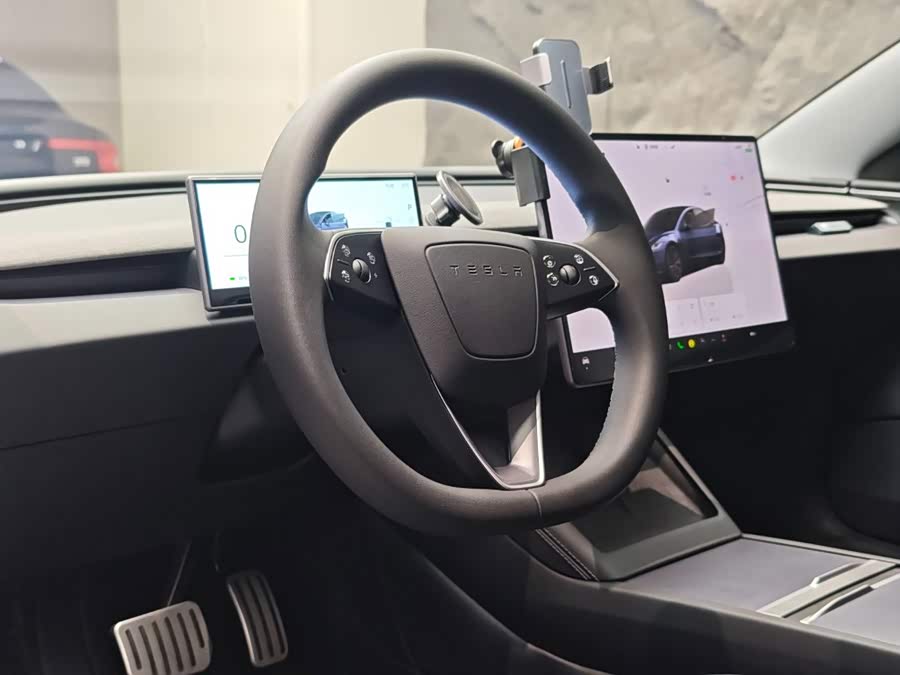 Model 3 2025 RWD - zdjęcie 7