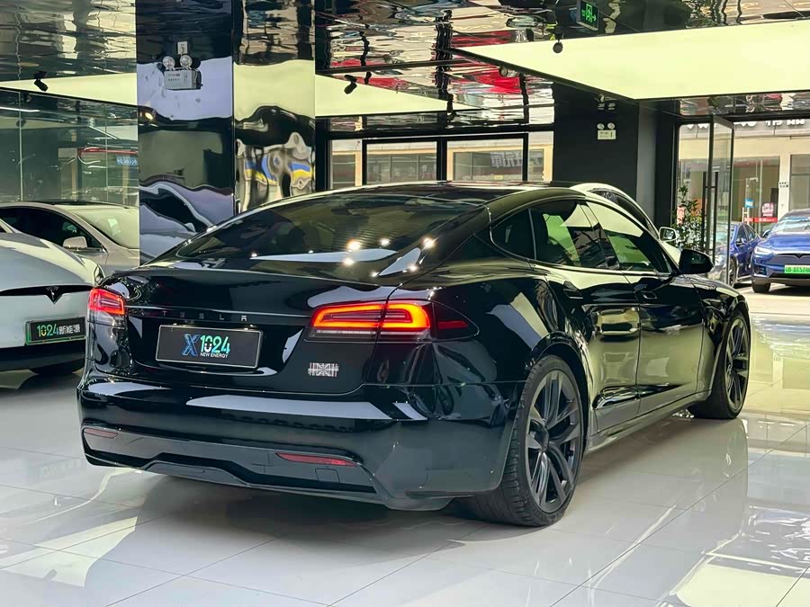 Model S 2023 3-Motor AWD Plaid - zdjęcie 14