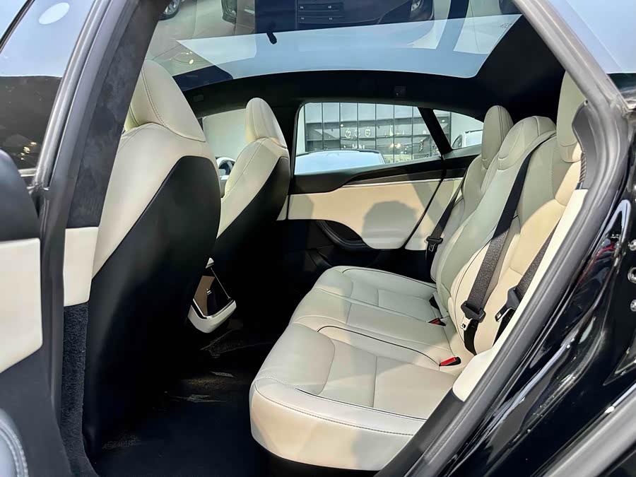 Model S 2023 3-Motor AWD Plaid - zdjęcie 7