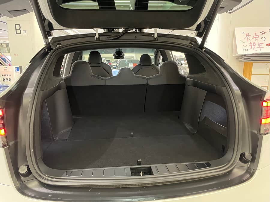 Model X 2023 Dual Motor All-Wheel Drive Version - zdjęcie 18