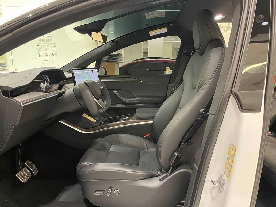 Model X 2023 Dual Motor All-Wheel Drive Version - zdjęcie 6