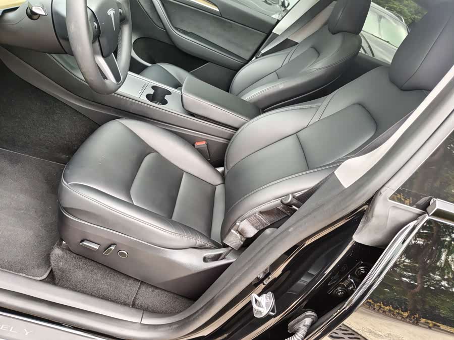 Model Y 2022 Facelift Long Range All-Wheel Drive Version - zdjęcie 14