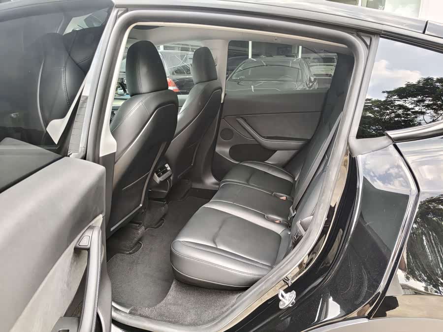 Model Y 2022 Facelift Long Range All-Wheel Drive Version - zdjęcie 8