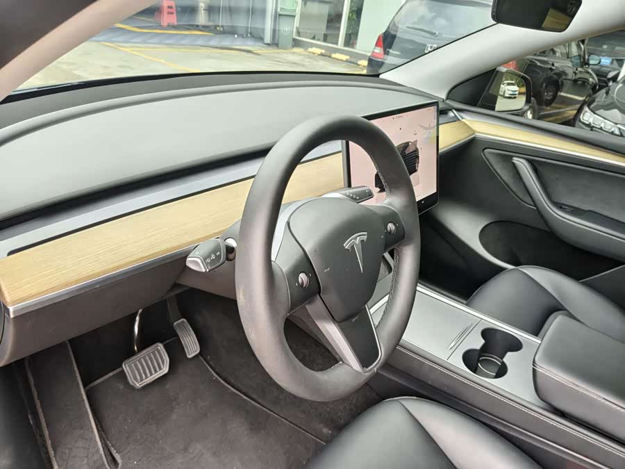 Model Y 2022 Facelift Long Range All-Wheel Drive Version - zdjęcie 9