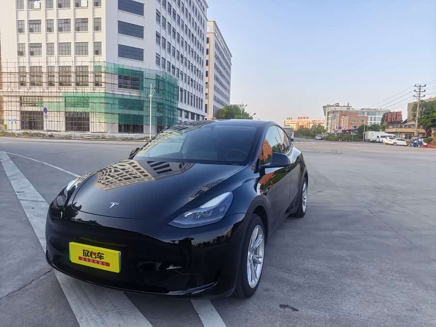 Model Y 2022 Facelift RWD - zdjęcie 1