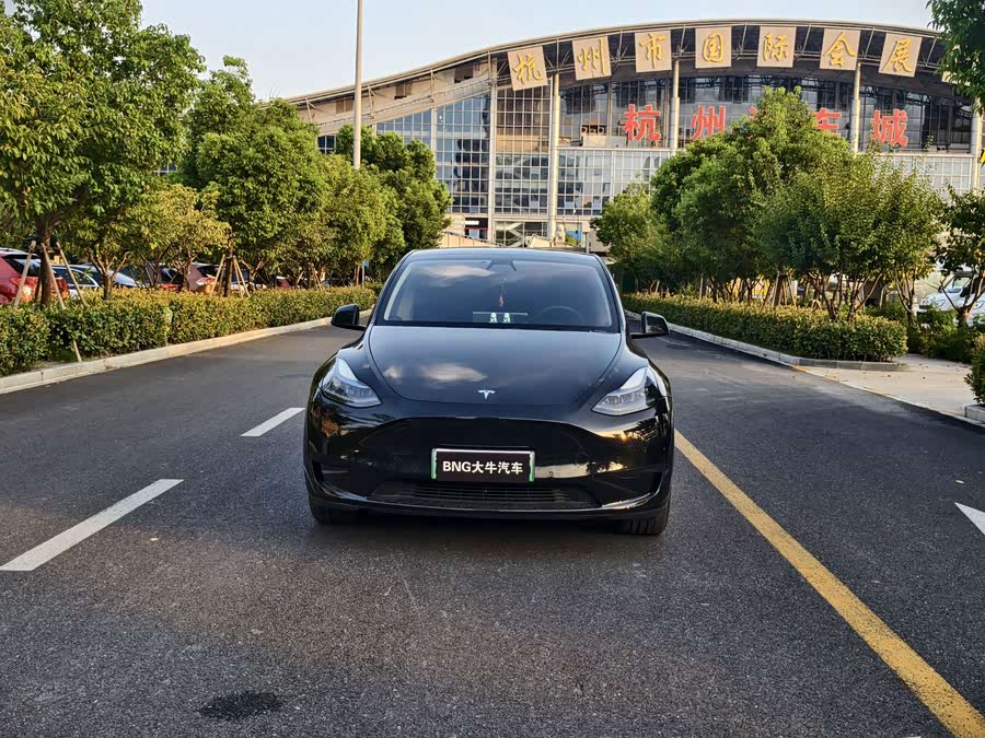 Model Y 2022 Facelift RWD - zdjęcie 2