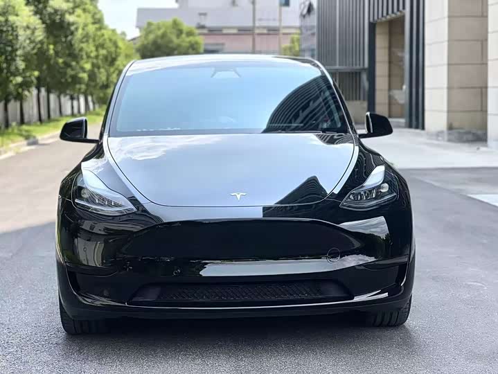 Model Y 2022 Facelift RWD - zdjęcie 16