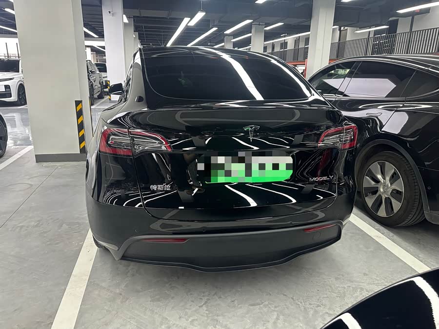 Model Y 2022 Facelift RWD - zdjęcie 17