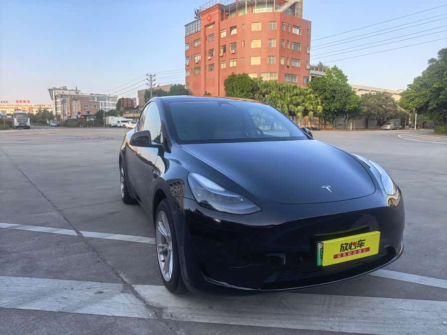 Model Y 2022 Facelift RWD - zdjęcie 3