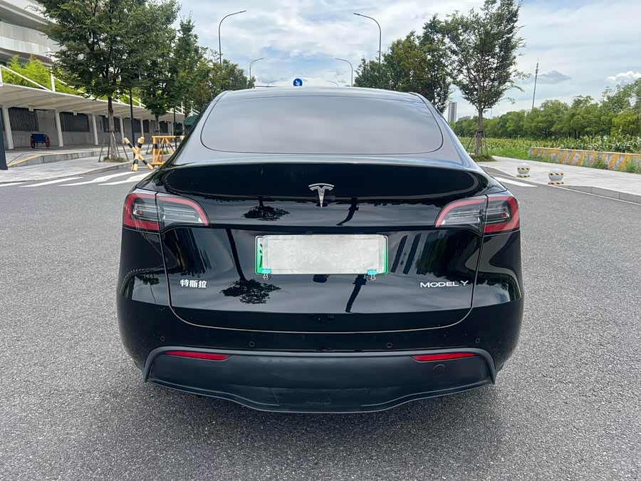 Model Y 2022 Facelift RWD - zdjęcie 5