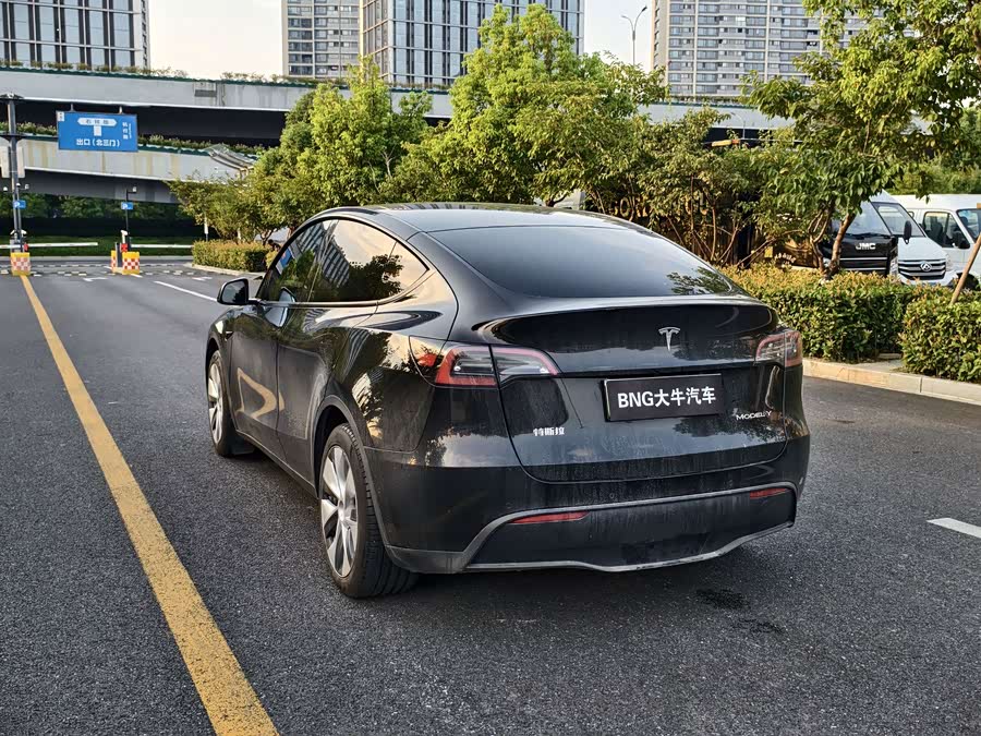Model Y 2022 Facelift RWD - zdjęcie 6