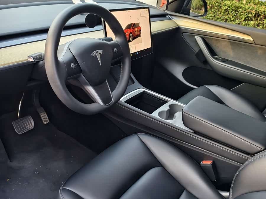 Model Y 2022 Facelift RWD - zdjęcie 8