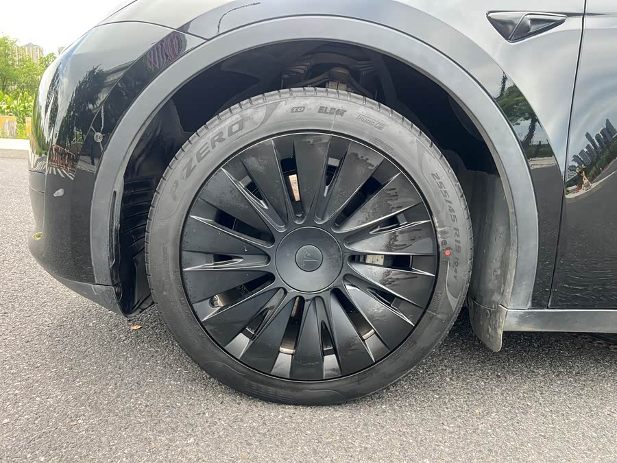 Model Y 2022 Facelift RWD - zdjęcie 8