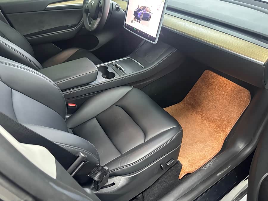 Model Y 2022 Facelift RWD - zdjęcie 10