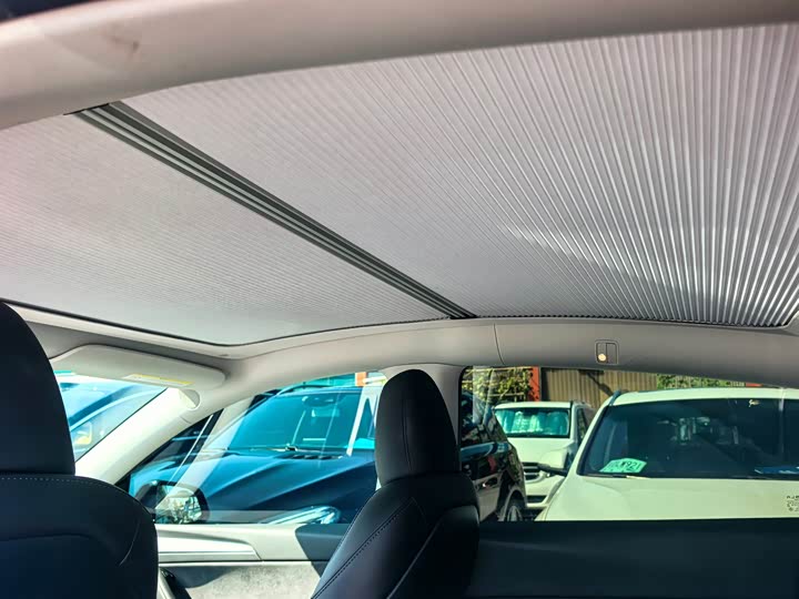 Model Y 2023 Long Range AWD - zdjęcie 14