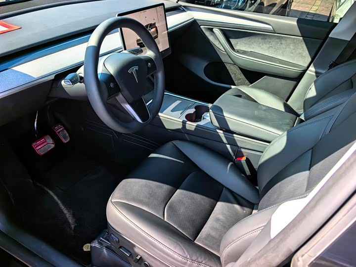 Model Y 2023 Long Range AWD - zdjęcie 15