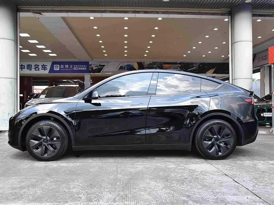 Model Y 2023 Rear-Wheel Drive Version - zdjęcie 5