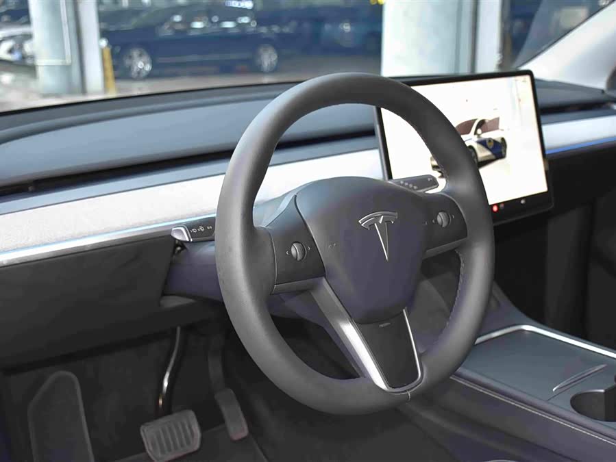 Model Y 2023 Rear-Wheel Drive Version - zdjęcie 8
