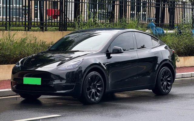 Model Y 2024 Long Range All-Wheel Drive Version