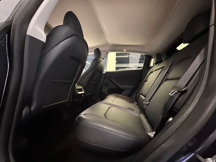 Model Y 2024 Long Range All-Wheel Drive Version - zdjęcie 15