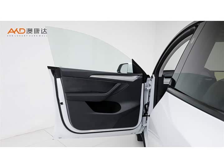 Model Y 2024 Long Range All-Wheel Drive Version - zdjęcie 20