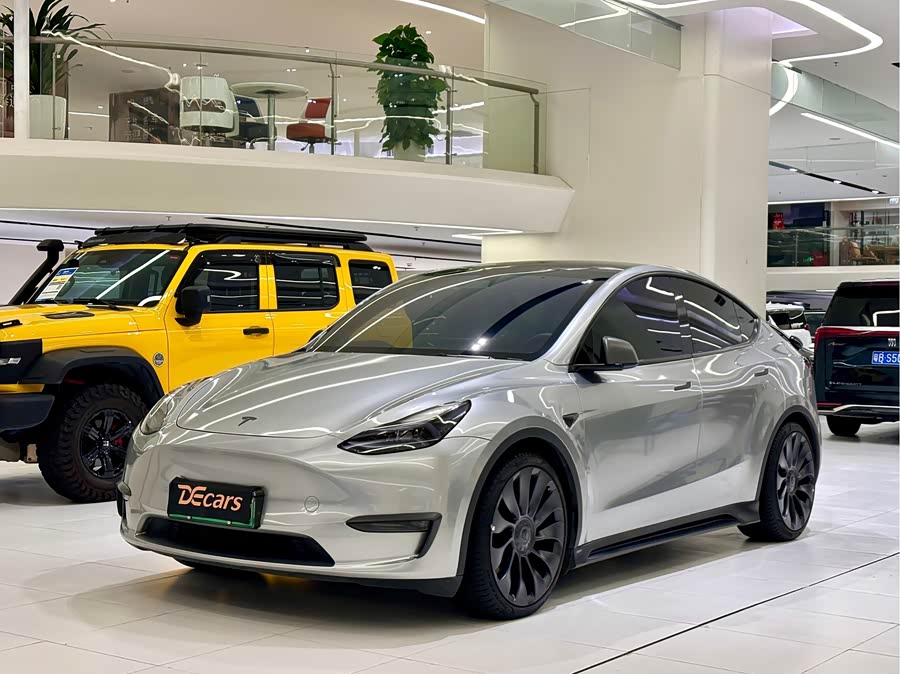 Model Y 2024 Performance - zdjęcie 1